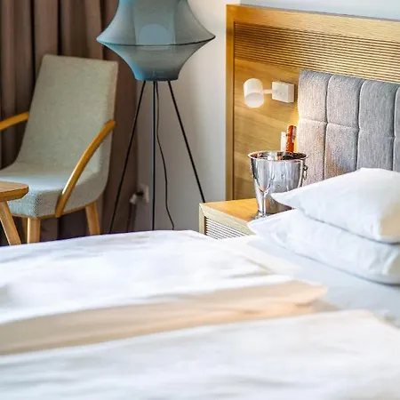 Marina Club Hotel Olsztyn (Warmian-Masurian)