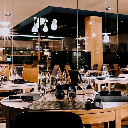 Marina Club אולז'טין