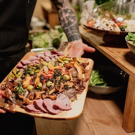 Szálloda Marina Club