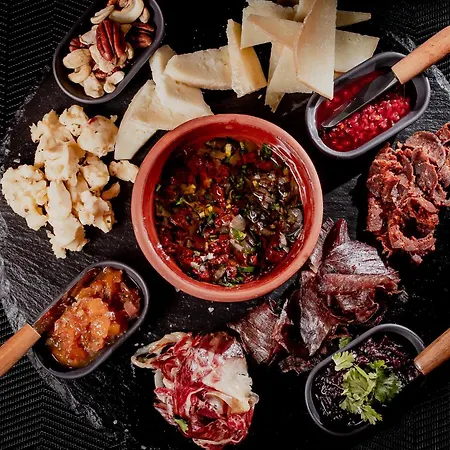 Marina Club Szálloda