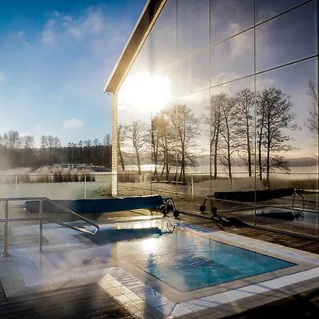 Отель Marina Club Ольштын
