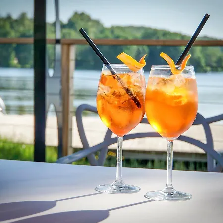 Отель Marina Club
