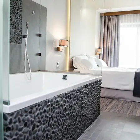 Отель Marina Club Ольштын