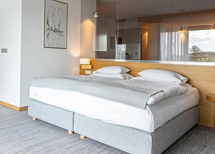 Marina Club Hotel 5*