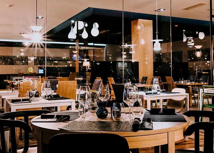 Marina Club אולז'טין