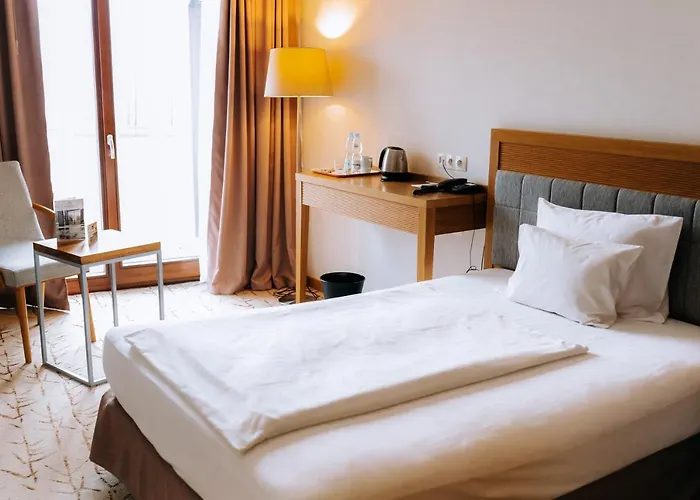 מלון Marina Club