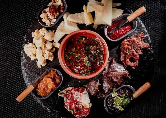 Marina Club מלון