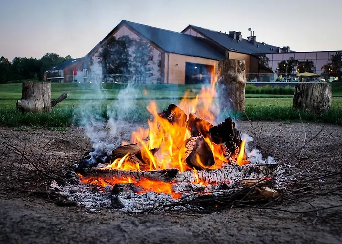 Marina Club 5* אולז'טין